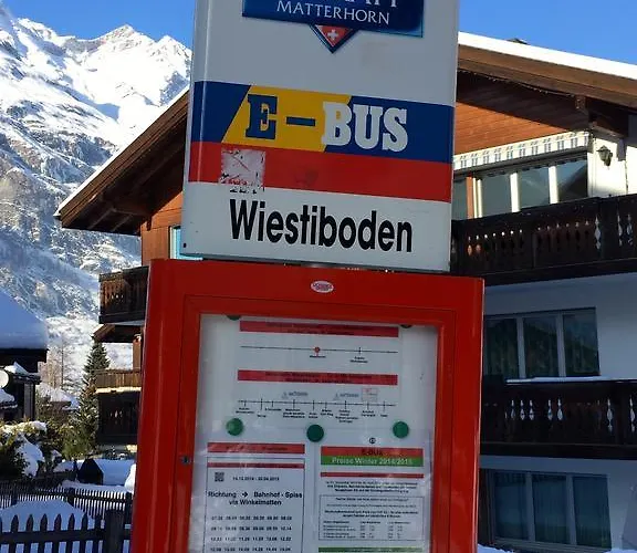 Haus Fleckstein Karibu アパート *